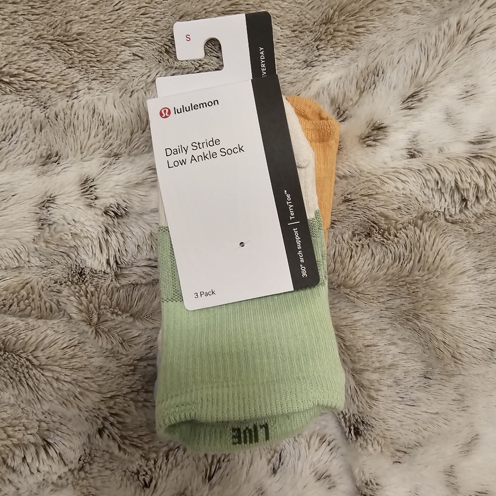 Lululemon Daily Stride Low Ankle Sock